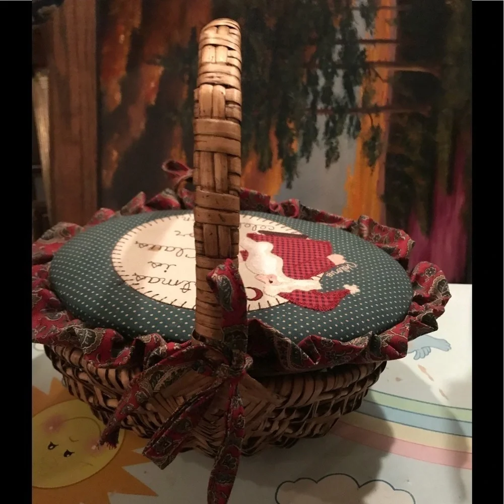 Rare Vintage 1970’s Hand woven Santa Basket